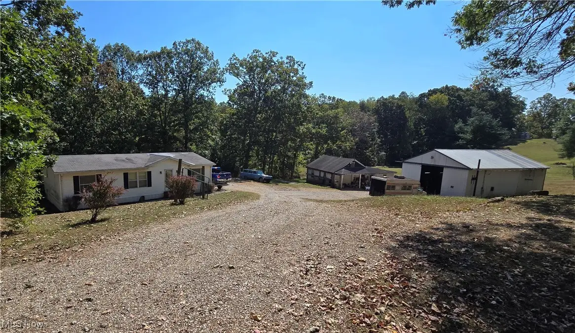 11674 Emerson Avenue, Parkersburg, WV 26104 - Image #1