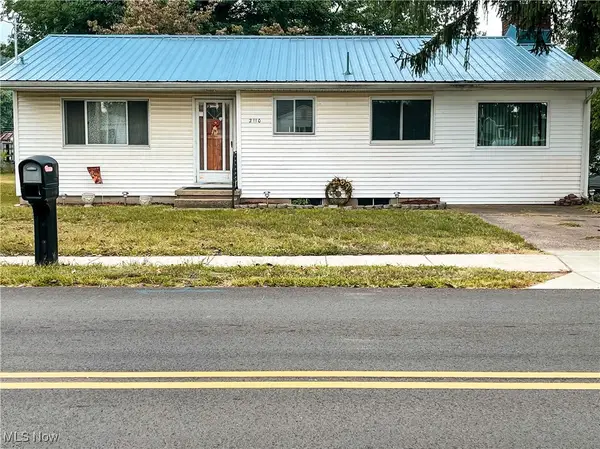 2110 Rockland Avenue, Belpre, OH 45714