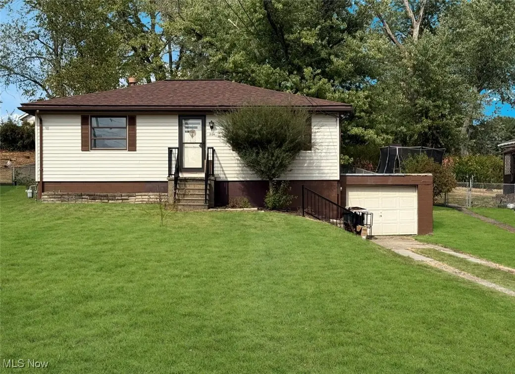 204 Beechwood Drive, Wintersville, OH 43953 - Image #1