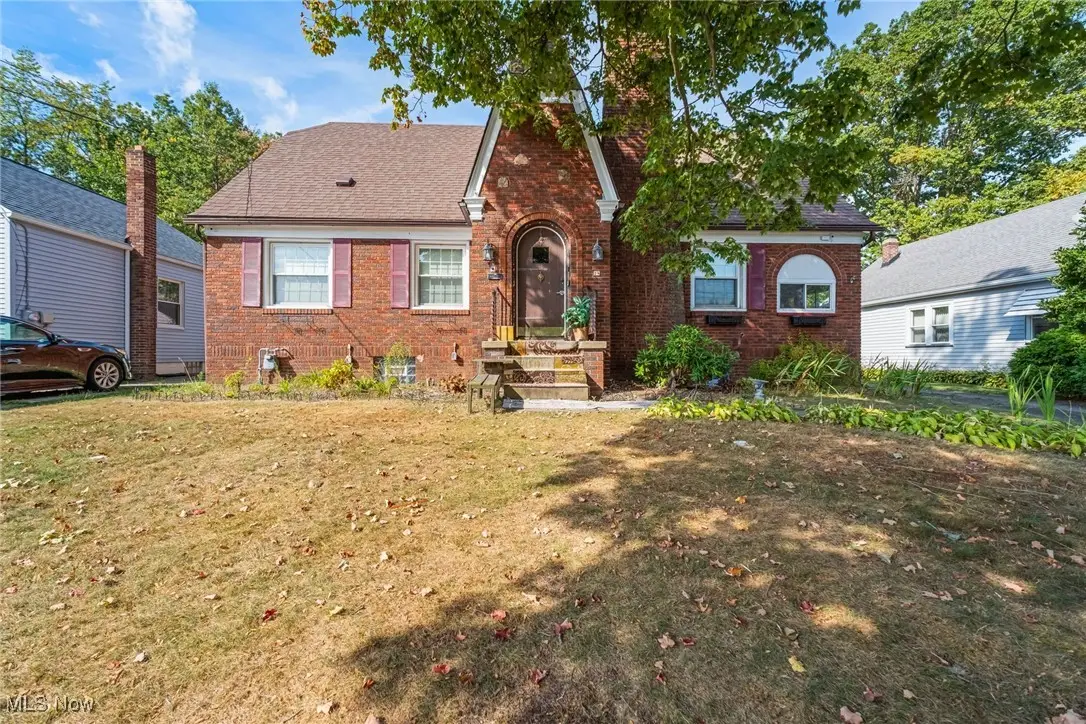 28 Terrace Drive, Youngstown, OH 44512 - Image #1