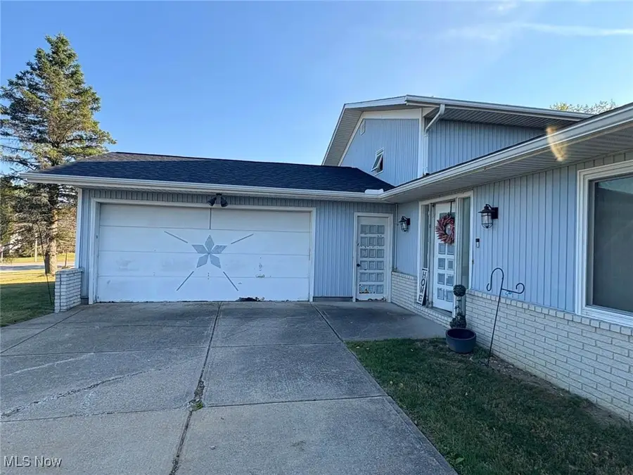 7210 Raynham Drive, Oakwood, OH 44146 - Image #2