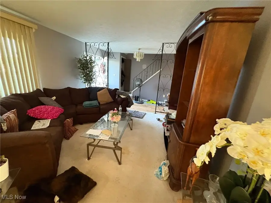 7210 Raynham Drive, Oakwood, OH 44146 - Image #3