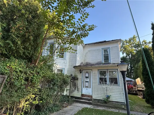 143 Hickory Street, Andover, OH 44003