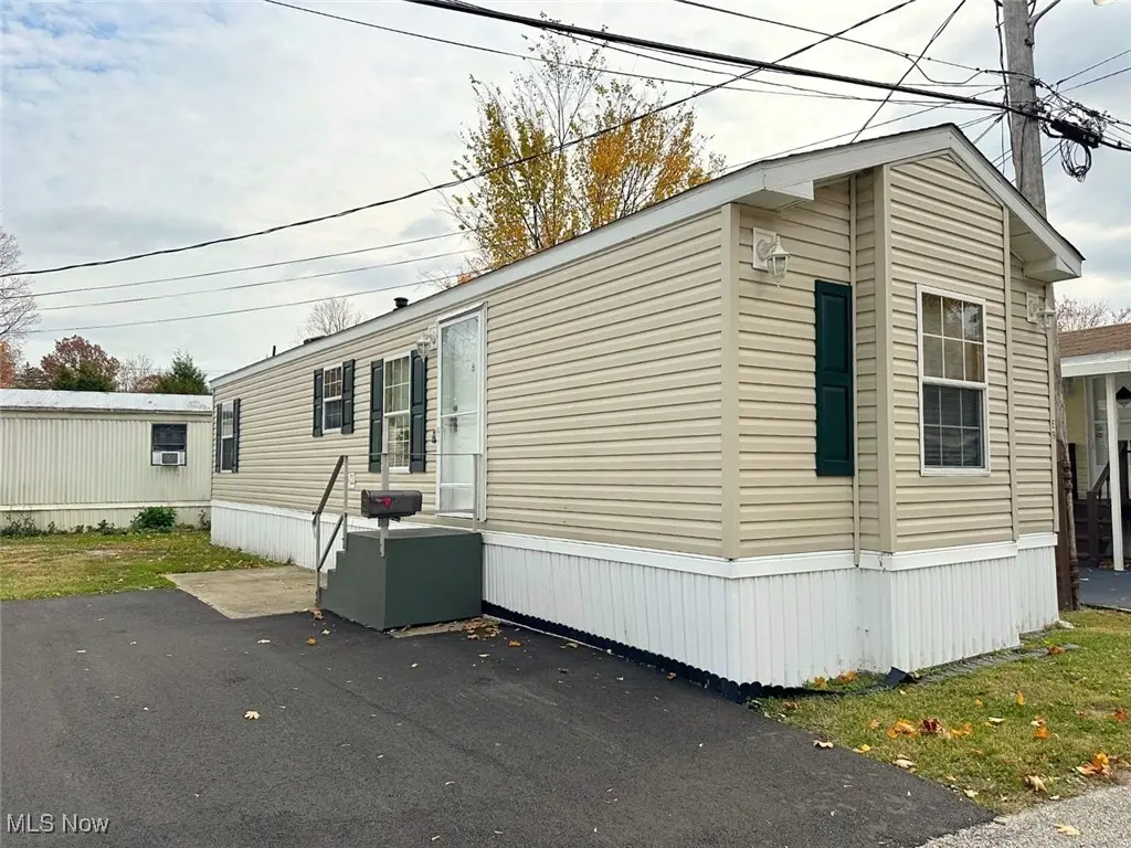 9151 Mentor Avenue #E19, Mentor, OH 44060 - Image #1