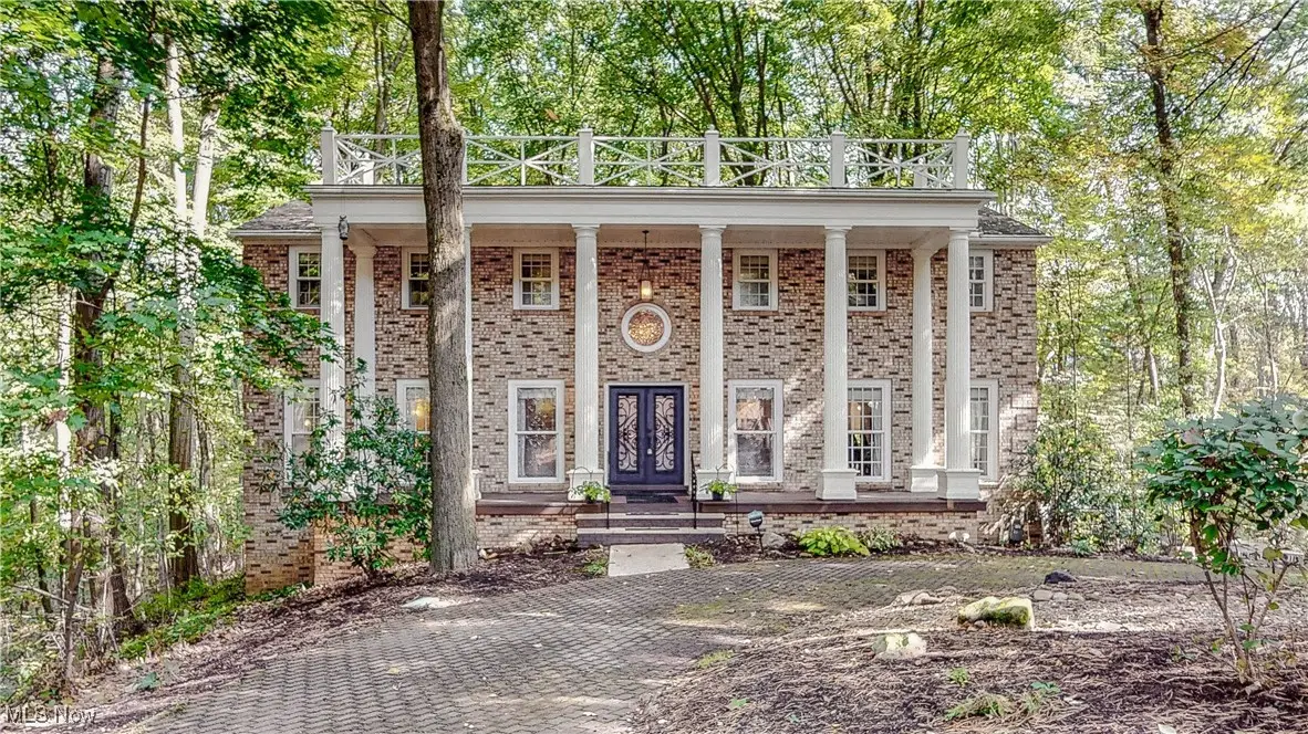 1785 Fairlawn Knolls Drive, Akron, OH 44313 - Image #1