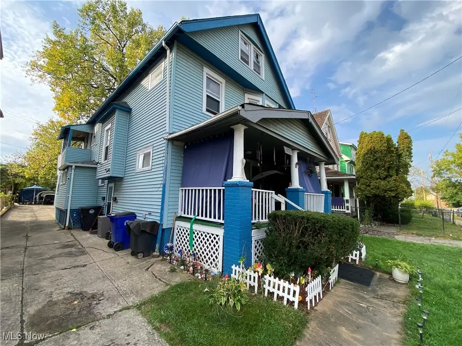 9422 Dickens Avenue, Cleveland, OH 44104 - Image #2
