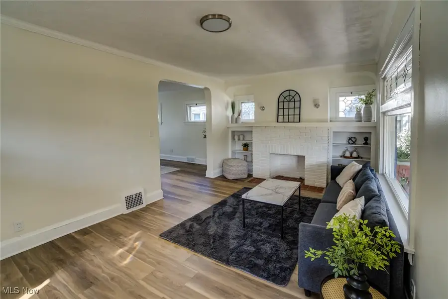 10105 Greenview, Garfield Heights, OH 44125 - Image #3