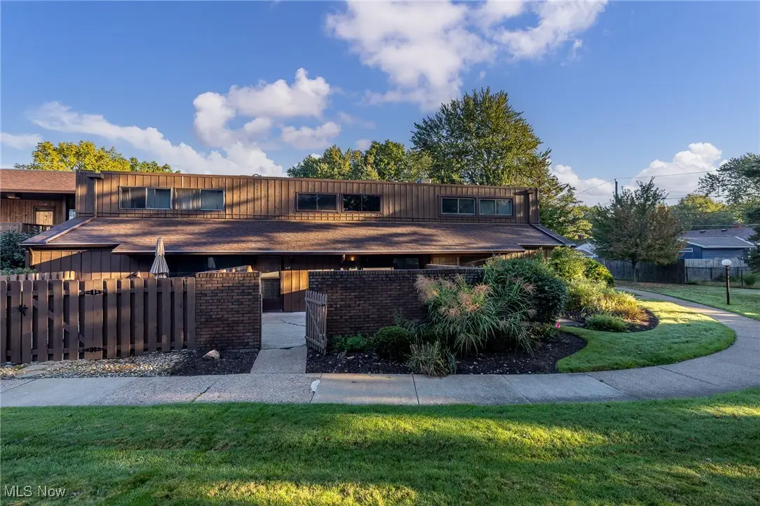 33803 Electric Boulevard #H-17, Avon Lake, OH 44012 - #1