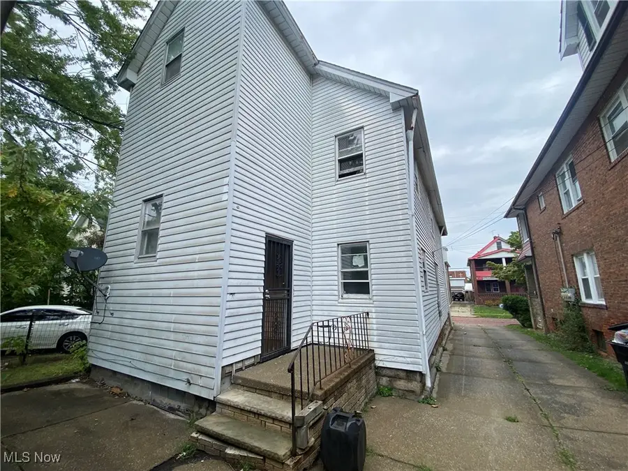 964 Stevenson Road, Cleveland, OH 44110 - Image #3