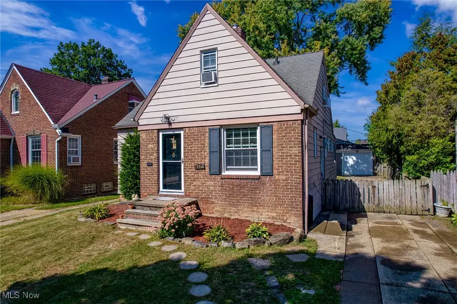 13514 Tyler Avenue, Cleveland, OH 44111 - Image #2