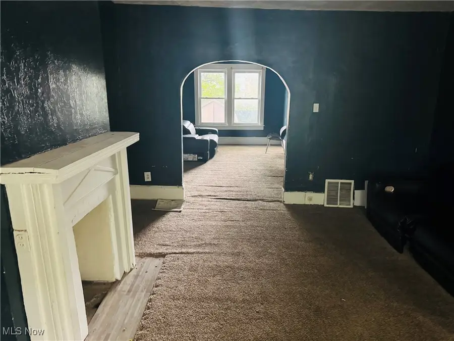 9013 Harris Avenue, Cleveland, OH 44104 - Image #3