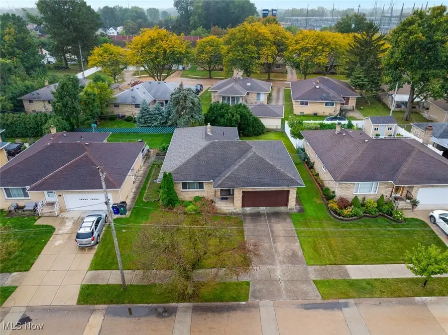 9909 Richard Drive, Brooklyn, OH 44144 - Image #3