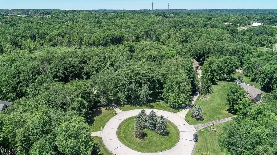 Waterfowl Lane, Chardon, OH 44024 - Image #2