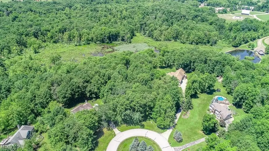 Waterfowl Lane, Chardon, OH 44024 - Image #3