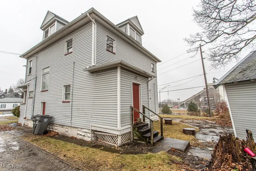 816 Michigan Avenue, Youngstown, OH 44504 - Image #3