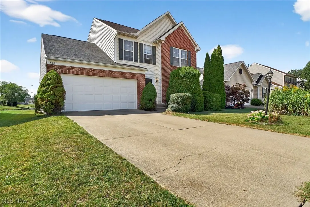 5442 Fountain Circle, North Ridgeville, OH 44039 - Image #1