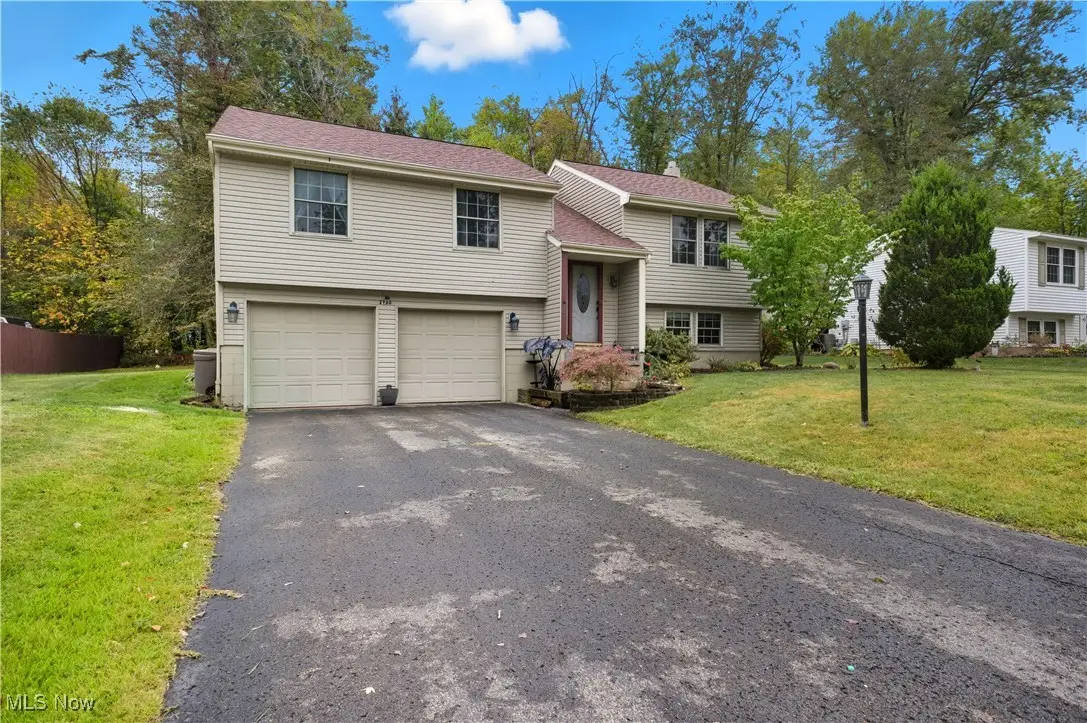 2980 Malibu Sw Drive, Warren, OH 44481 - #1