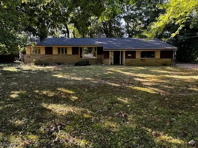 6248 S Woodlane Drive, Mayfield, OH 44143 - Image #1