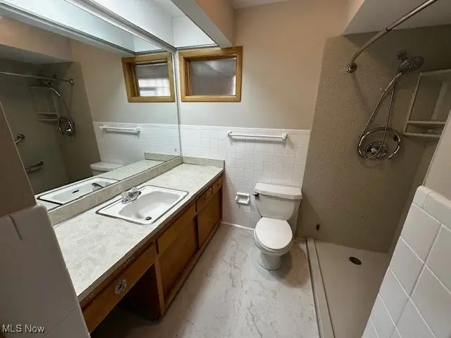 8375 Royal Ridge Drive, Parma, OH 44129 - Image #3