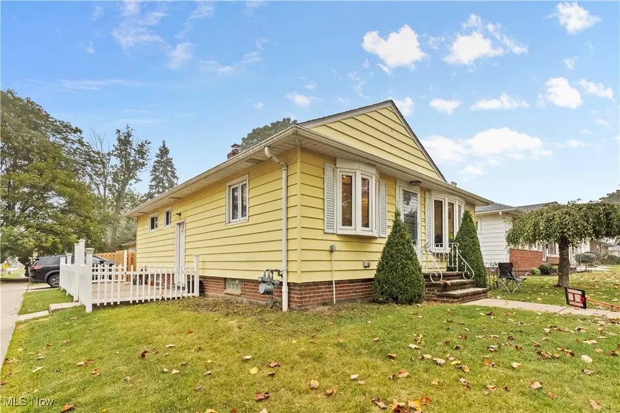 11770 Barrington Boulevard, Parma Heights, OH 44130 - Image #3