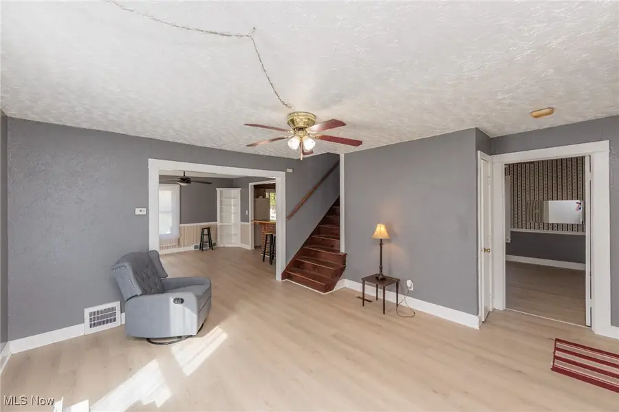 886 Archer Road, Bedford, OH 44146 - Image #2