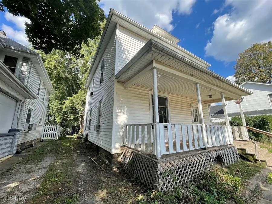 338 Locust Street, Coshocton, OH 43812 - Image #2