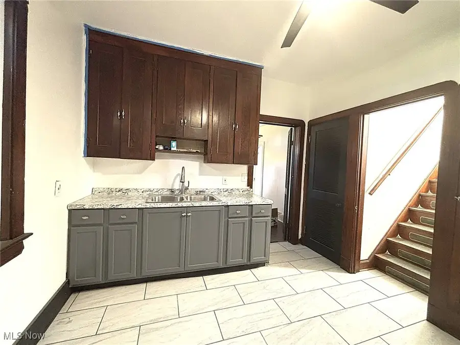 5103 Hamm Avenue, Cleveland, OH 44127 - Image #2