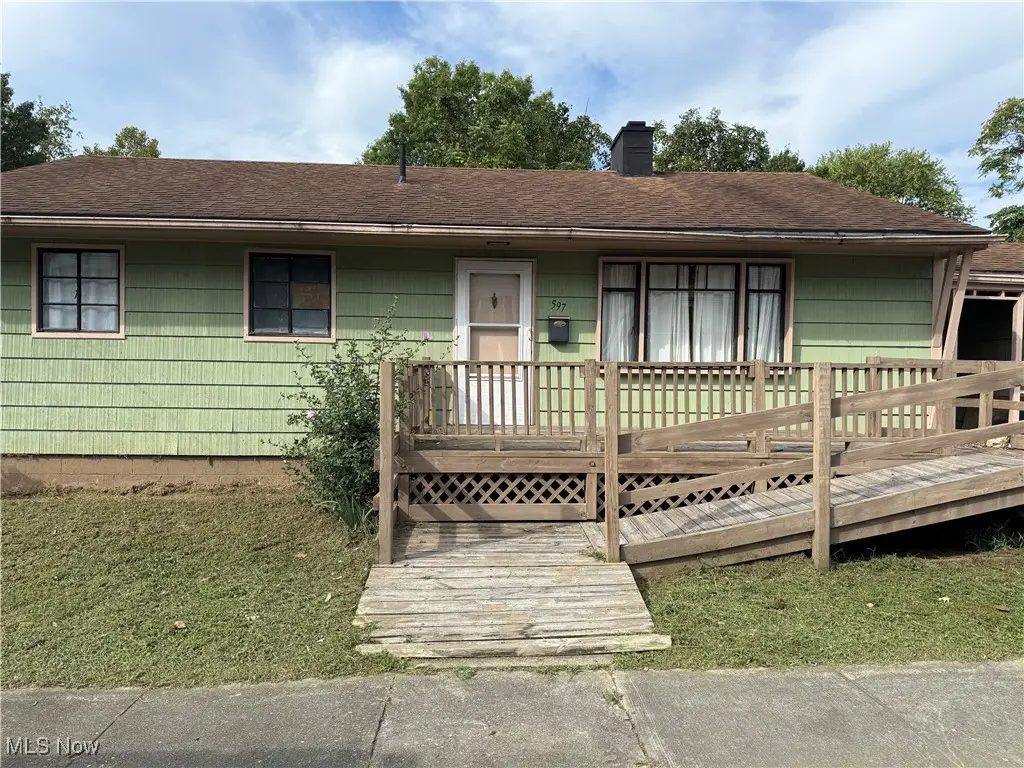 597 Eastlawn Avenue, Parkersburg, WV 26101 - Image #1