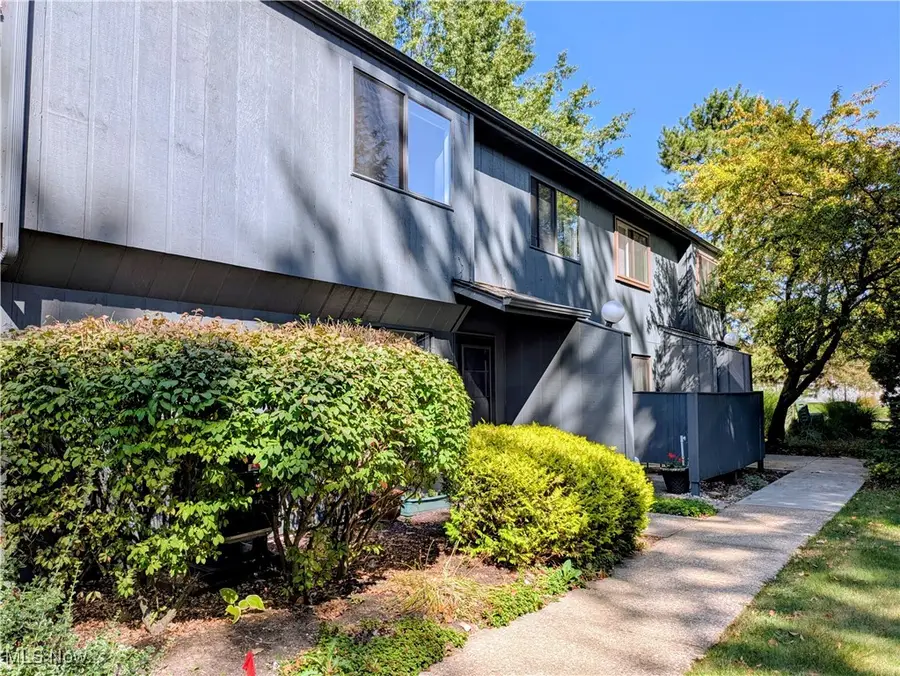 1510 Alder Drive #7C, Westlake, OH 44145 - Image #2