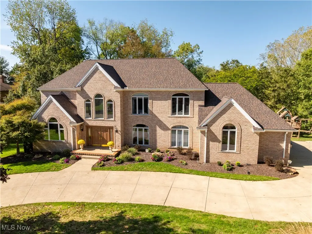 6843 Chillingsworth Nw Circle, Canton, OH 44718 - Image #1