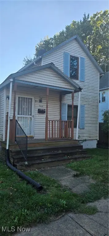 564 W Hopocan Avenue, Barberton, OH 44203 - Image #1