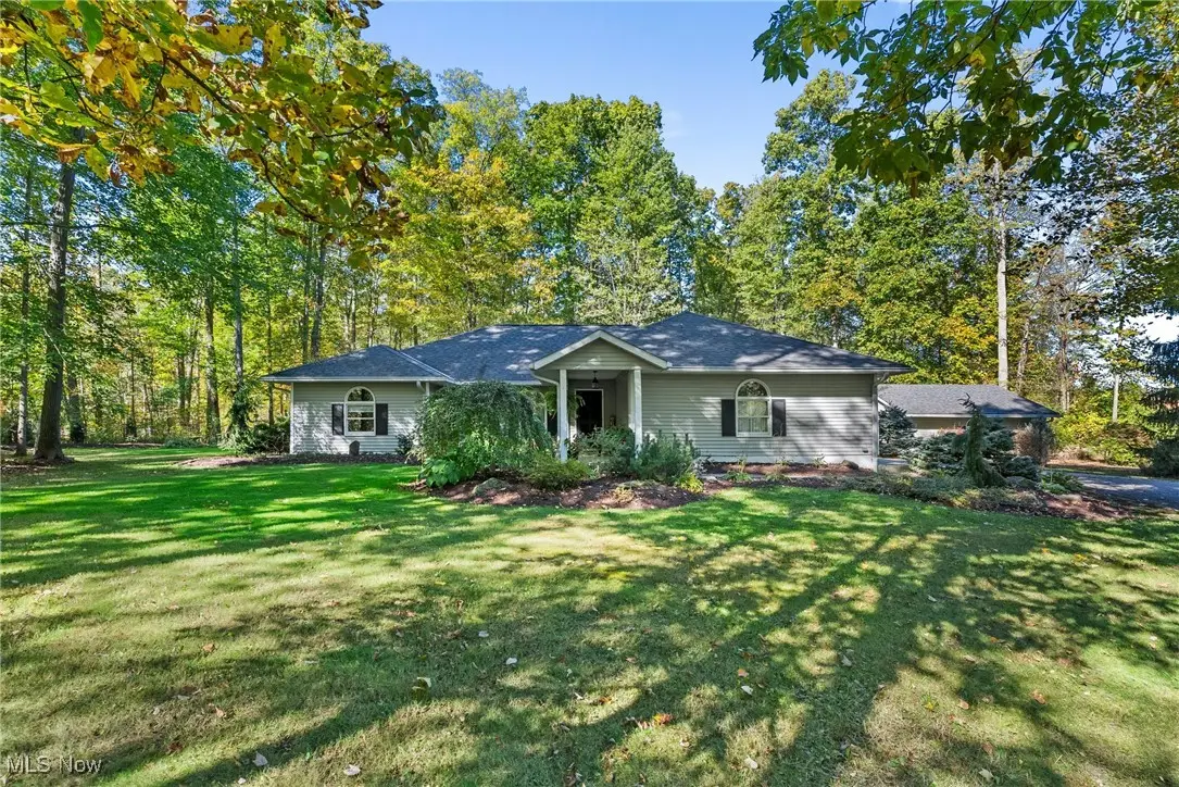 8460 Willow Lane, Chardon, OH 44024 - #1