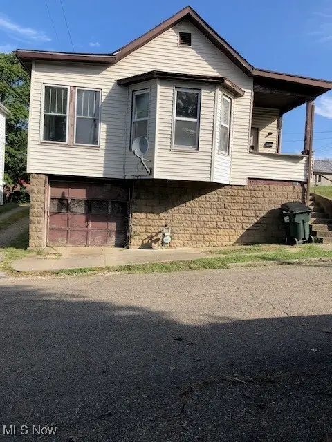 1111 Carlisle Avenue, Cambridge, OH 43725 - #1