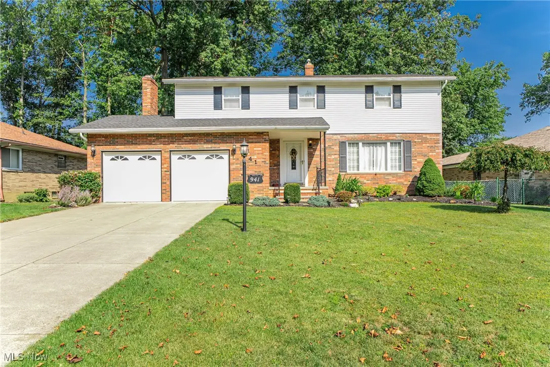 941 Meadview Drive, Parma, OH 44131 - Image #1