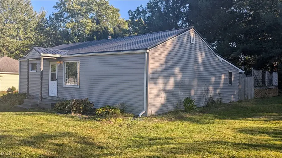 495 W Texas Avenue, Sebring, OH 44672 - Image #2