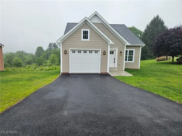 77 Retilley Drive Drive, Coshocton, OH 43812