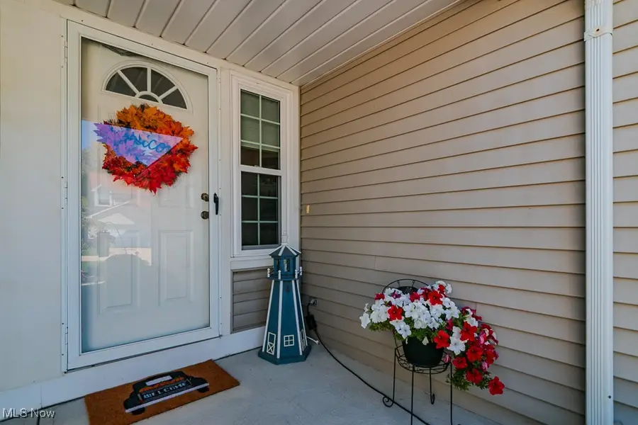 1285 Leeward Lane #B, Willoughby, OH 44094 - Image #2