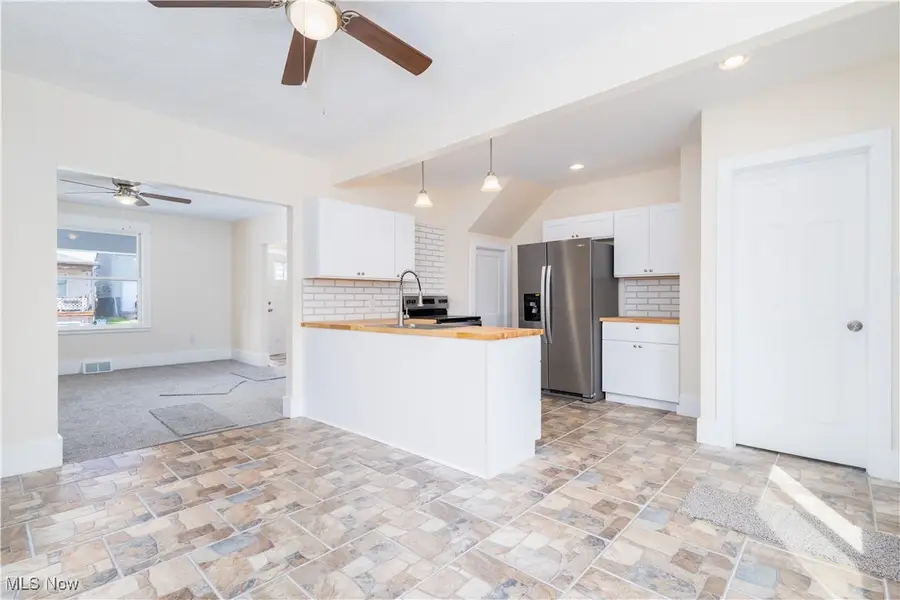 316 Henry Avenue, Steubenville, OH 43952 - Image #2