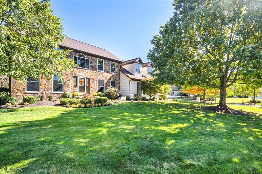 651 Clinton Lane, Highland Heights, OH 44143 - Image #1