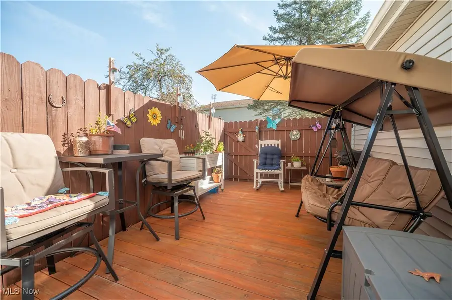 3063 Ivy Hill Circle #D, Cortland, OH 44410 - Image #3