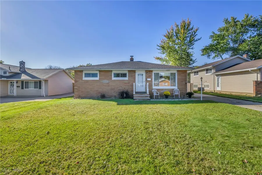 24634 Staghorn Drive, Bedford Heights, OH 44146 - Image #3