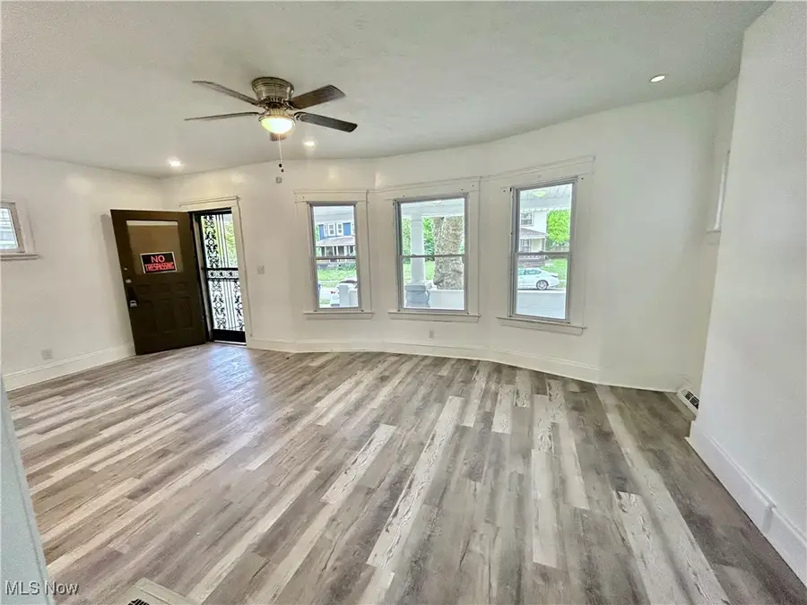 10009 Parmelee Avenue, Cleveland, OH 44108 - Image #3