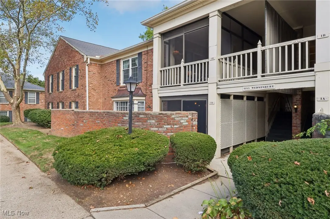 1255 Wednesbury Circle #3A, Akron, OH 44313 - Image #1