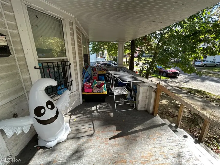 6721 Edna Avenue, Cleveland, OH 44103 - Image #2