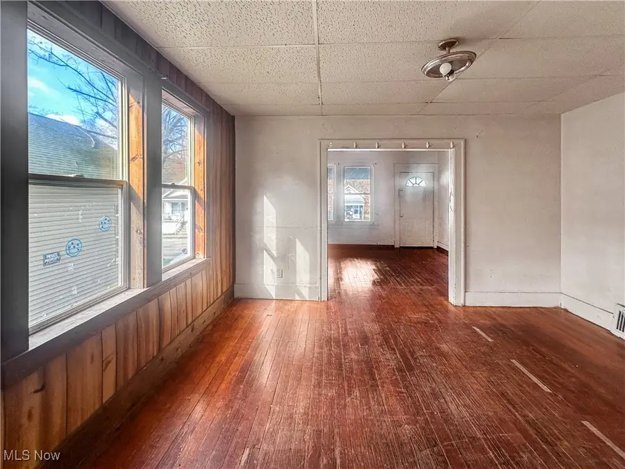 628 Allegheny St, Follansbee, WV 26037 - Image #3