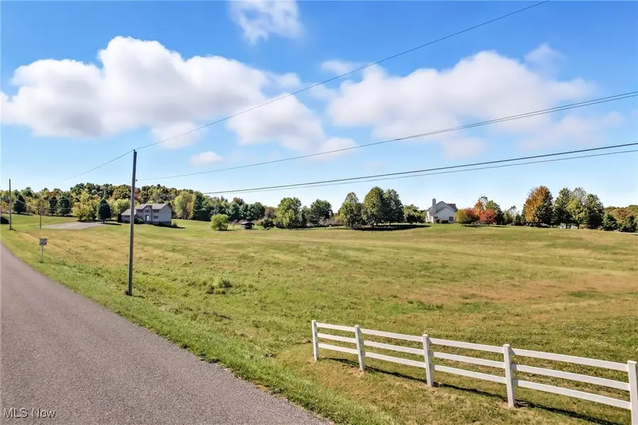 28339 Misty Morning Lane, Beloit, OH 44609 - Image #3