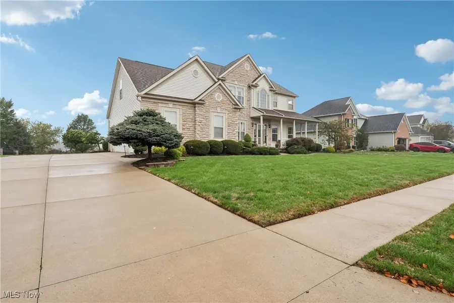 12235 Cantburg Nw Avenue, Uniontown, OH 44685 - Image #3