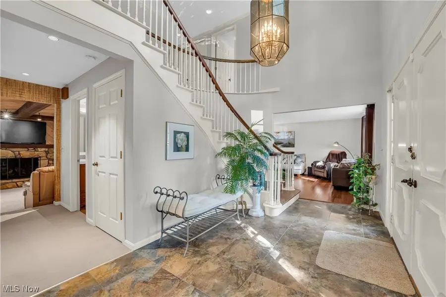 18162 Fawn Circle, Strongsville, OH 44136 - Image #3