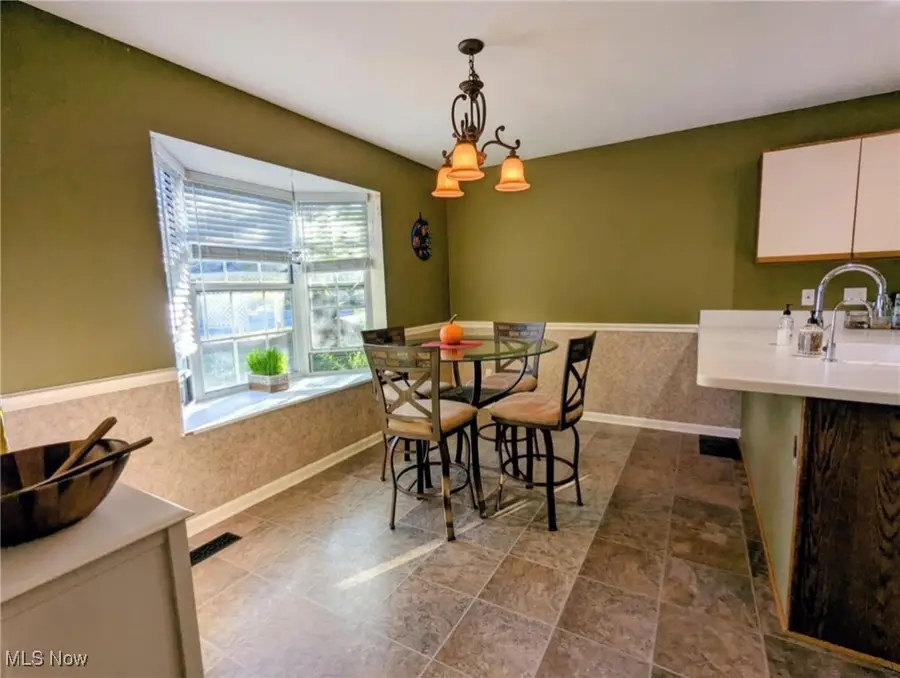 19620 Porters Lane #15, Strongsville, OH 44149 - Image #2