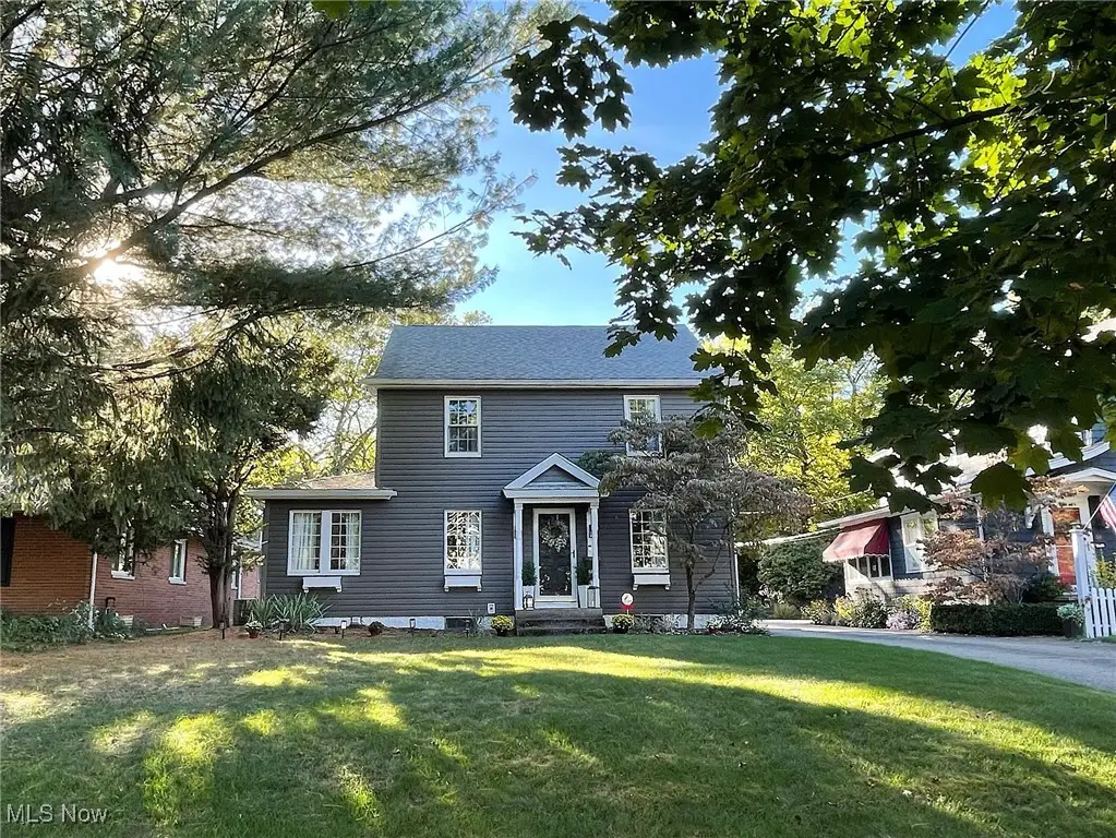 284 Kenilworth Drive, Akron, OH 44313 - Image #1